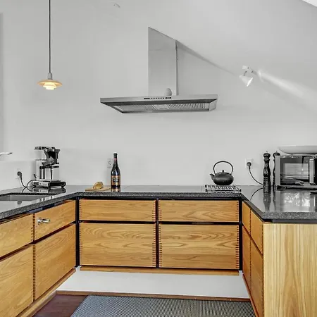 Semesterbostad 3 Bedroom Lovely In